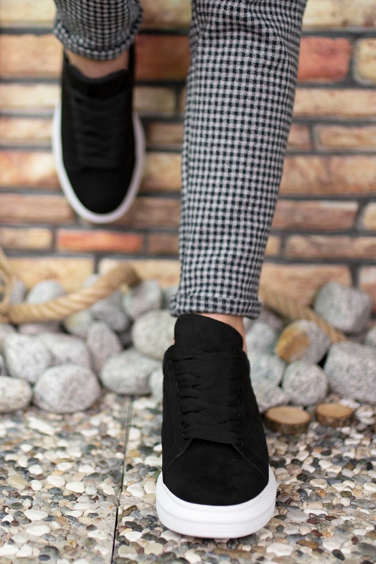 Suede black and white male sneaker 0012360