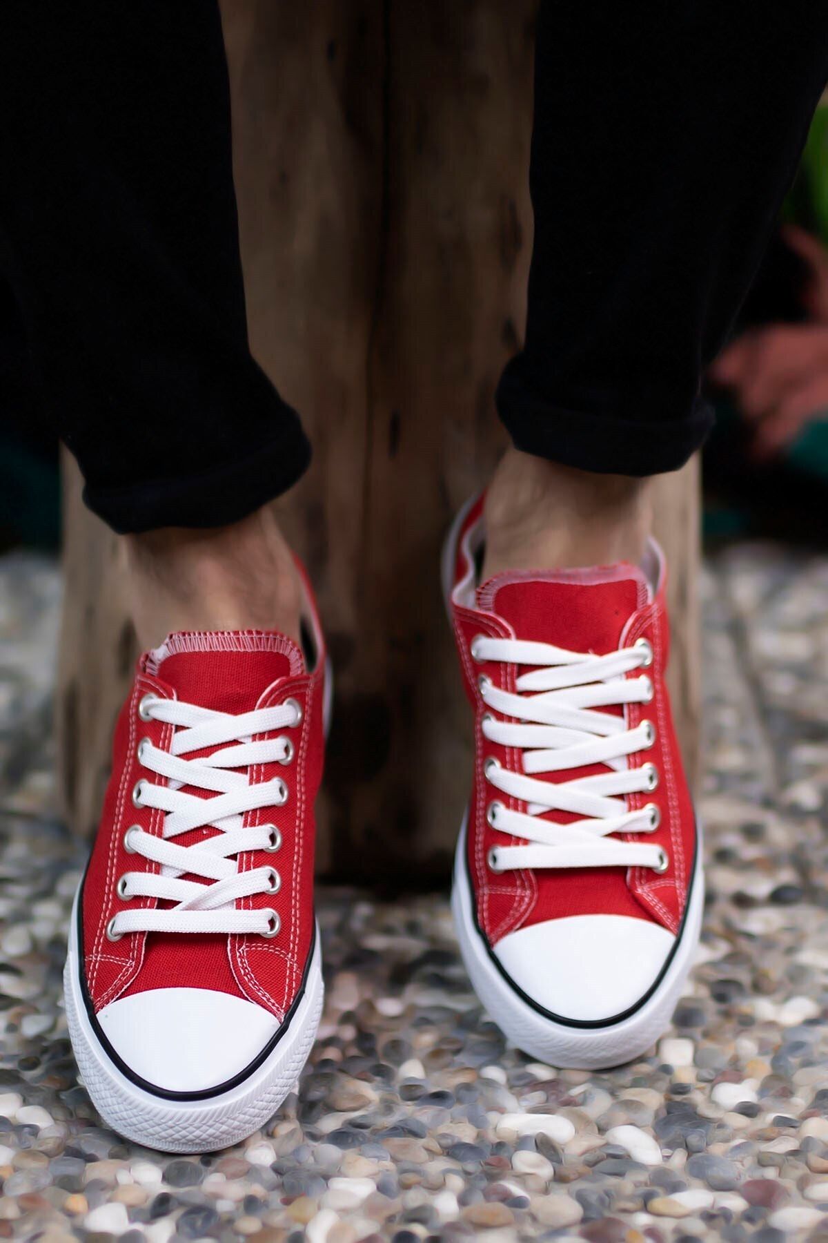 Unisex Red Sneaker 0012101