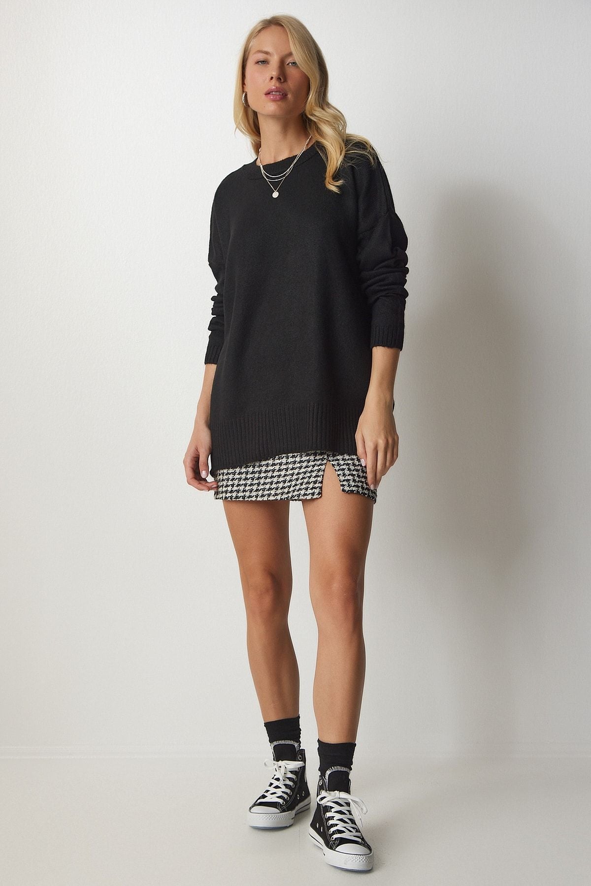 Female black bike collar overwheeling knitwear sweater BV00085