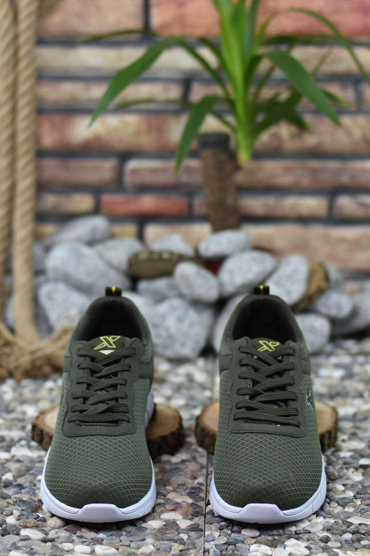 Khaki White Unisex Ultra Light Sneaker 0012065