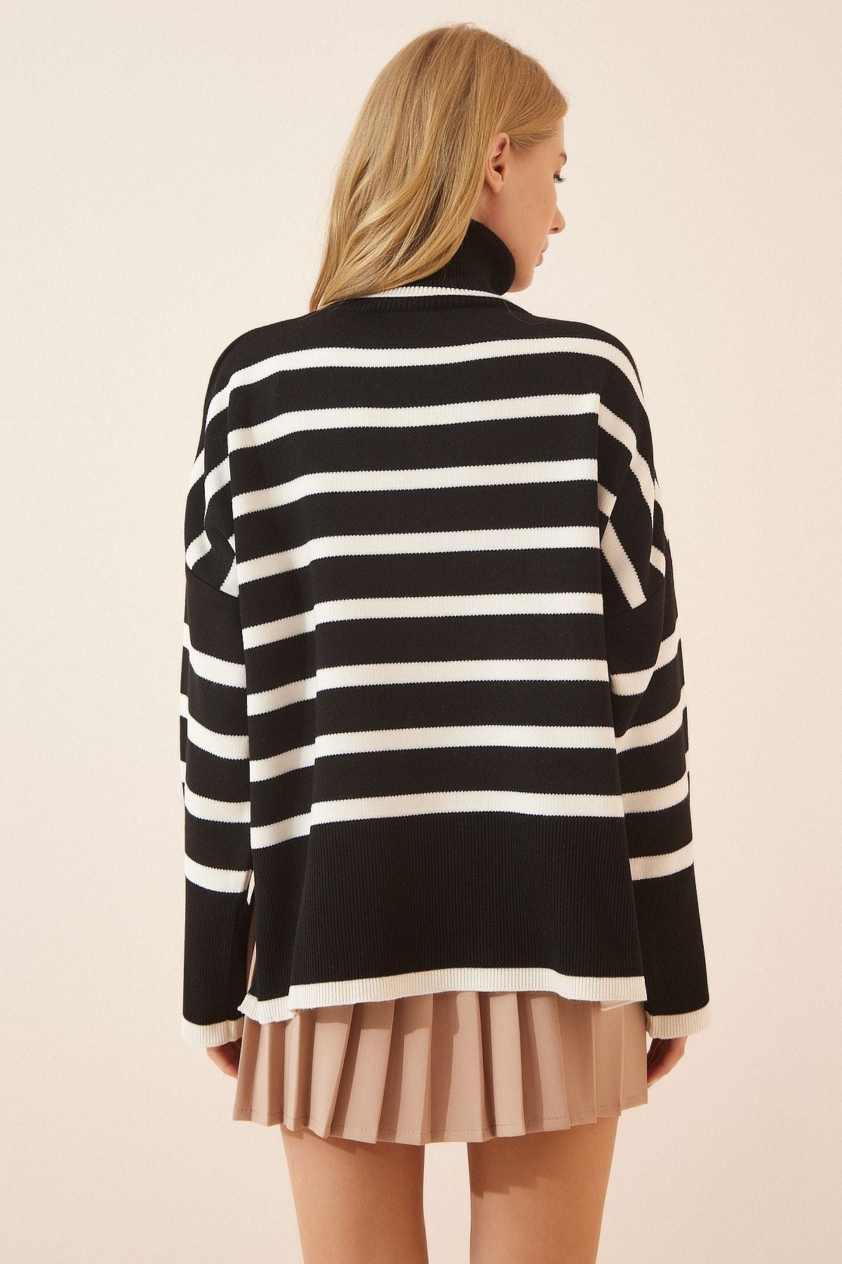 Women's Bone Black Fisherman Yaka Oversize striped knitwear sweater BV00014