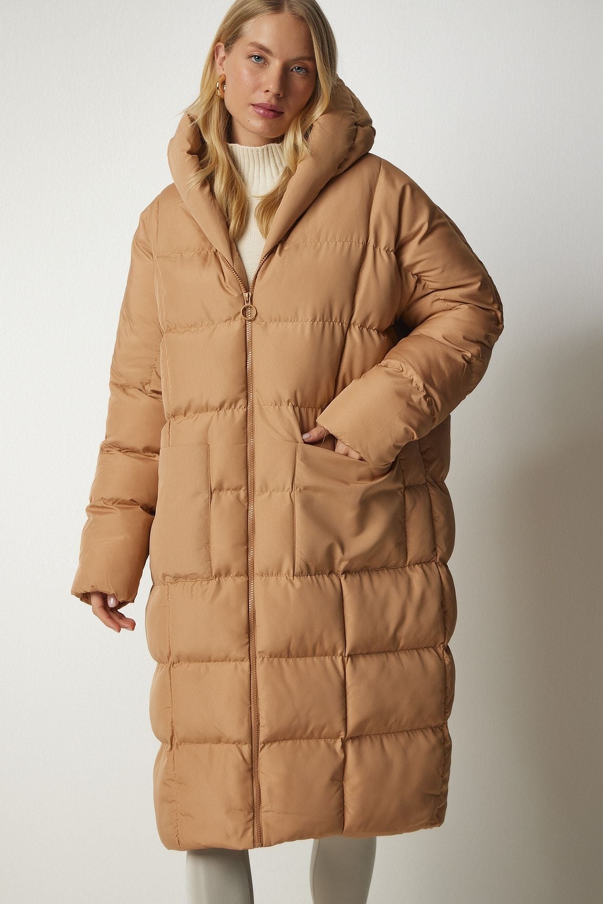 Female Biscuit Hopeding Oversize Long Swelling Coat NT00428