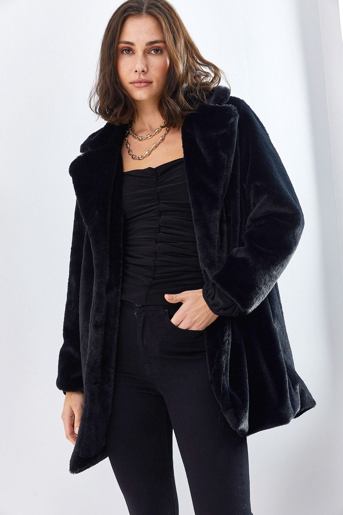 Female agraf buttoned plush coat 2164