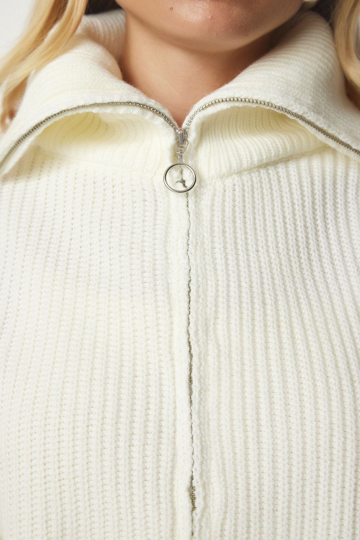 Women's Bone Zipper Knitwear Cardigan MX00142