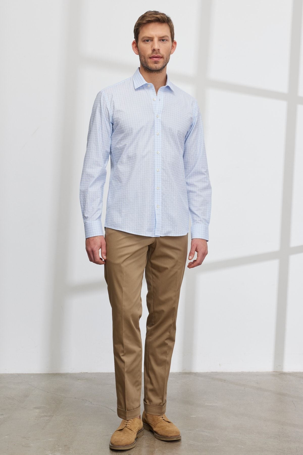Men's White-Blue Comfort Fit Casual Cut Classic Collar 100 %Cotton Square Shirt