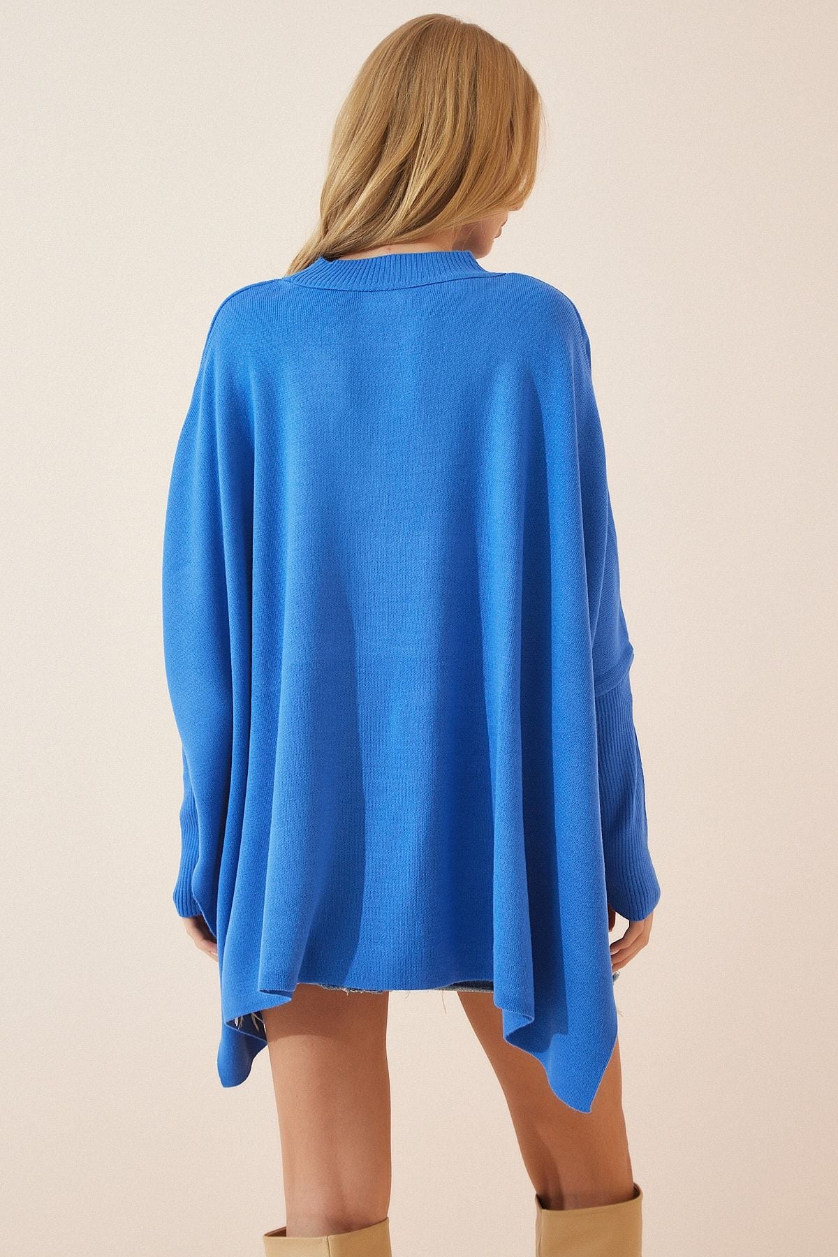 Woman live blue side slits with overwheeling poncho sweater yy00005