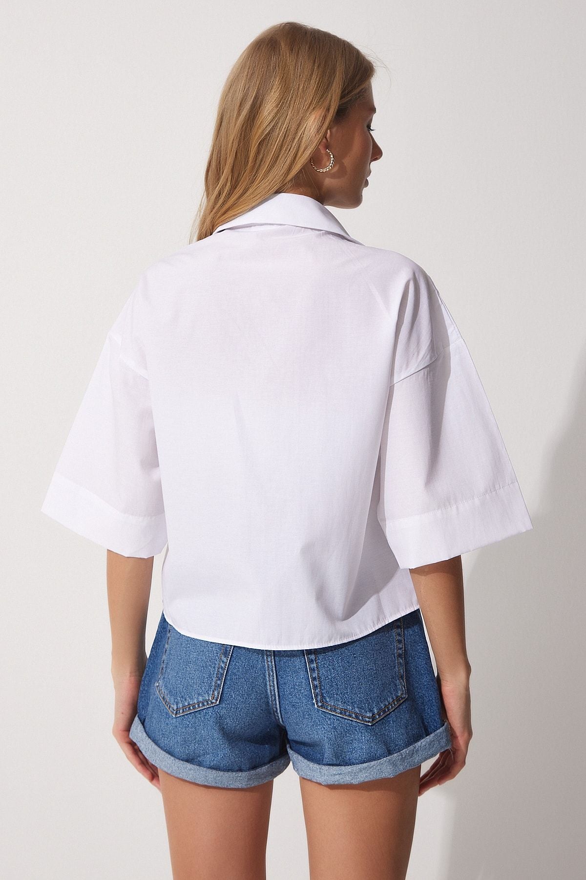 Women's White Pocket Short Poplin Shirt MX00042