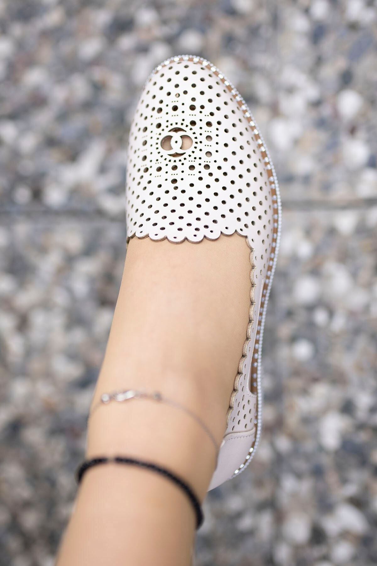 Female Beige Daily Shoes 0012503
