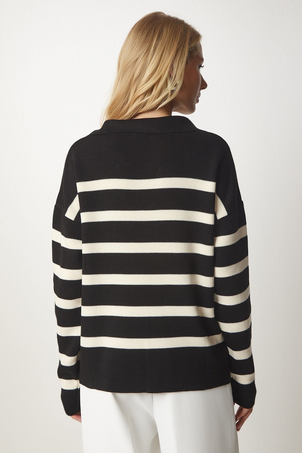 Female Black Side Laced Triko Sweater MX00109