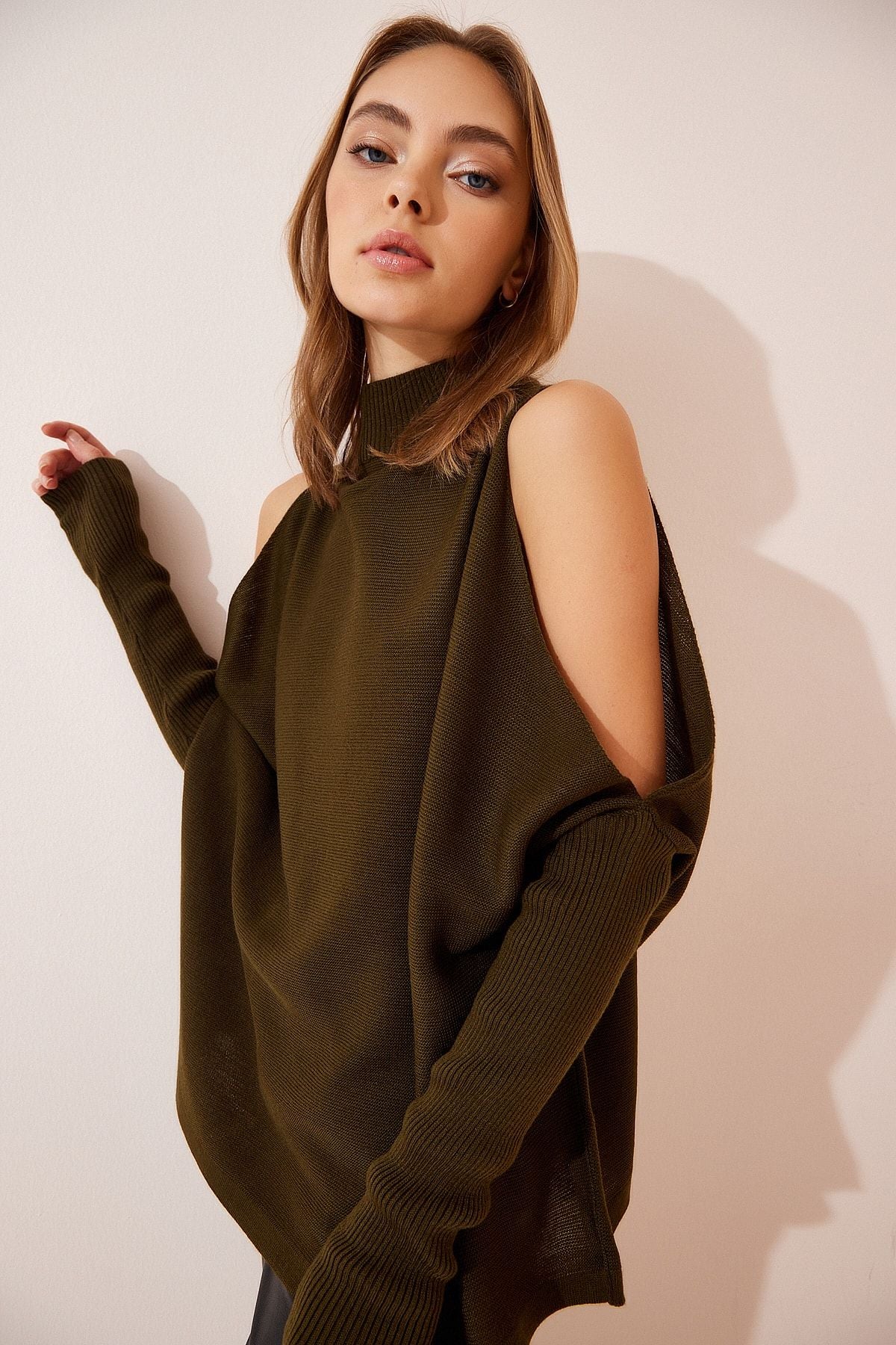 Woman Khaki Cut Out Detailed Oversize Knitwear Kazakh AS00015