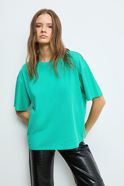 LAGERTHA Women's 100% Organic Cotton Thick Textured Oversize Fit Round Neck Green T-Shirt