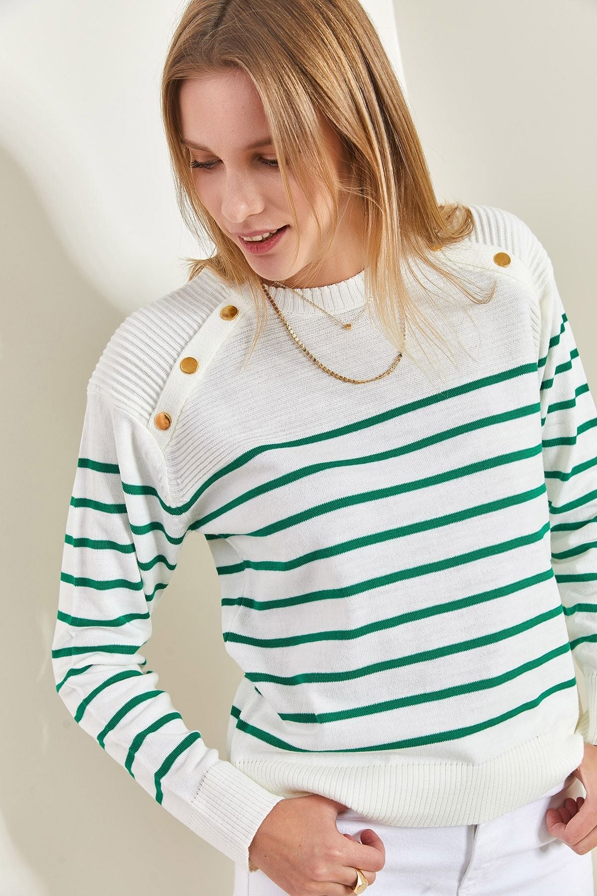 Women's Shoulders Button Detailed Knitwear Sweater