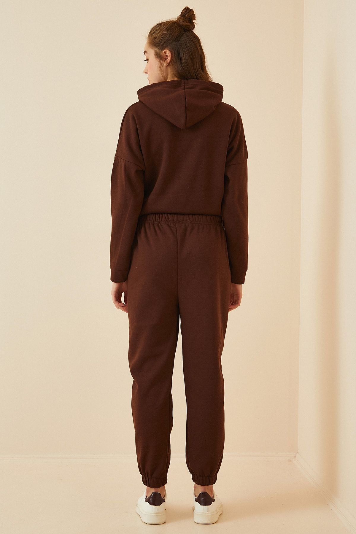 Woman Dark Brown Hooded Polar Service Set DD00762