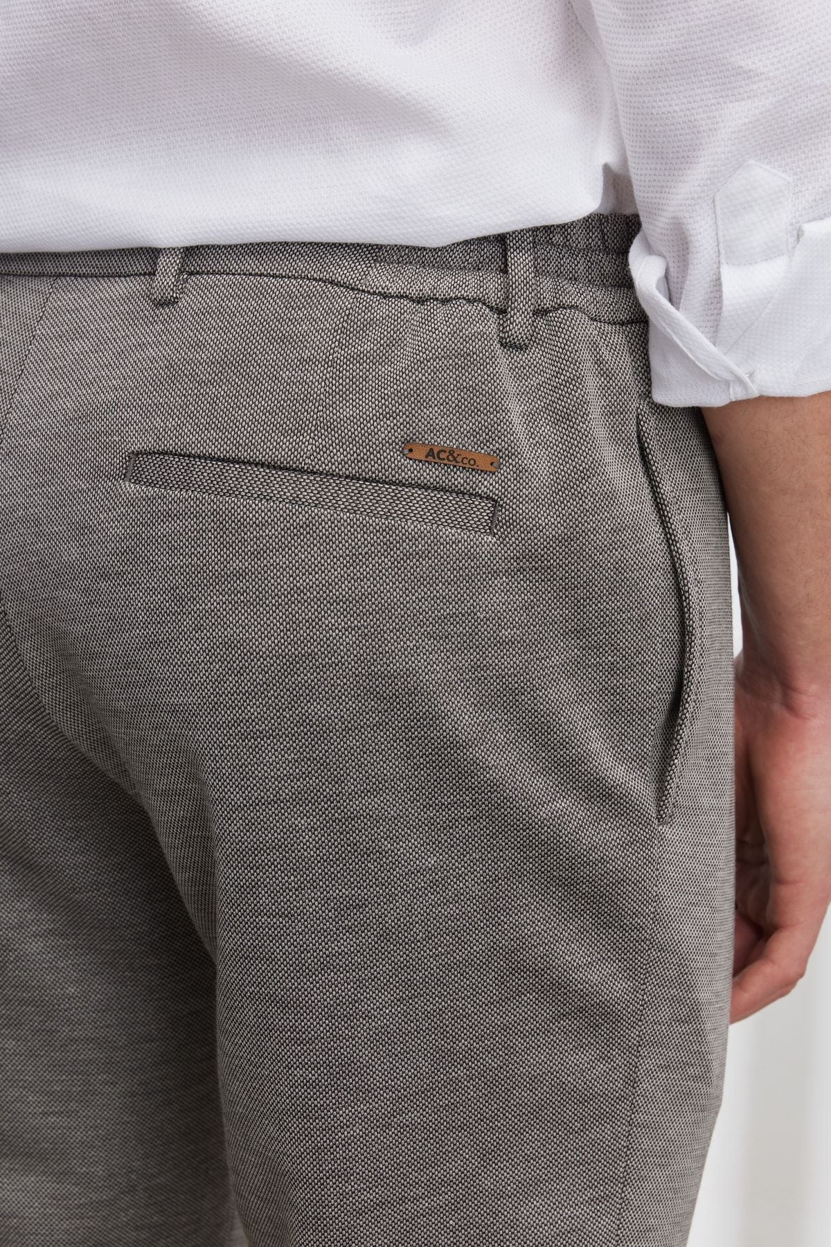 Men's Beige Slim Fit Narrow Cutted Bird Bird Patterned Waist Tied Jogger Pants