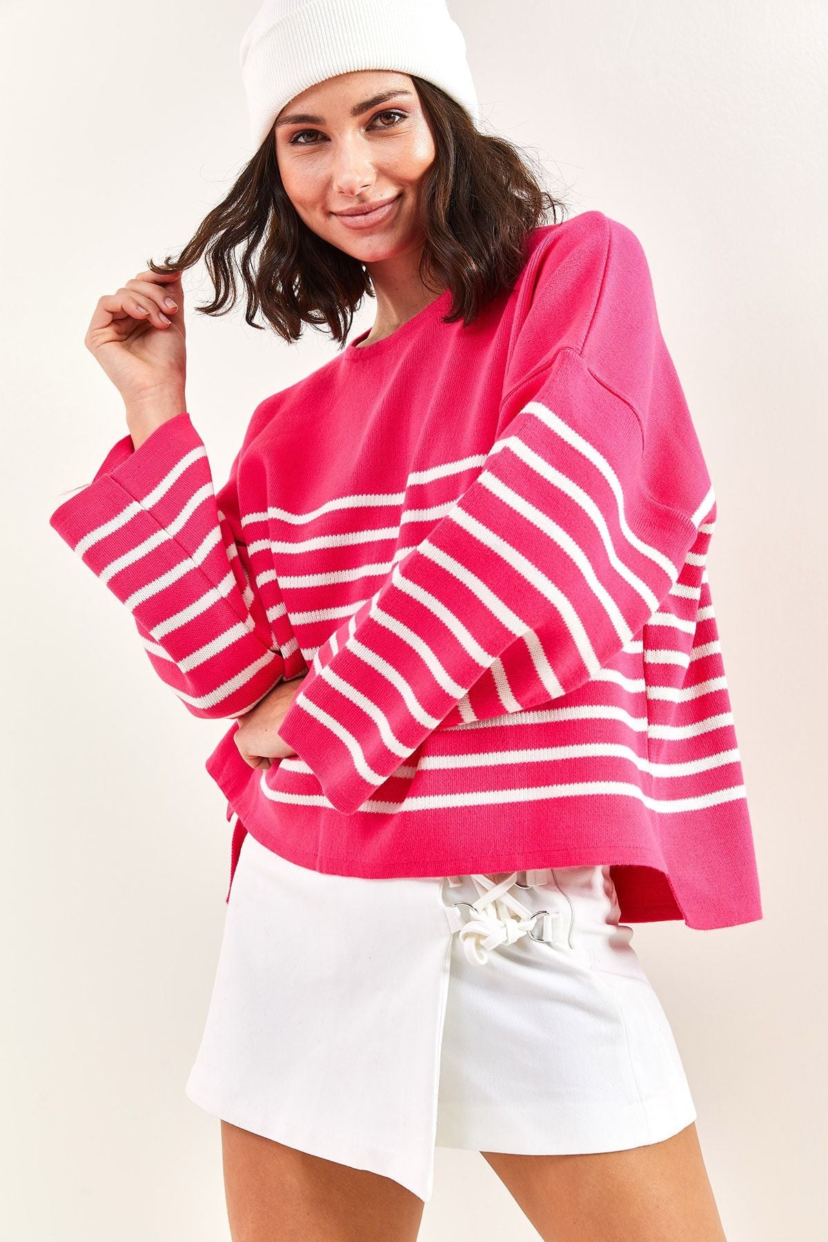 Women's half striped shabby knitwear sweatshirt