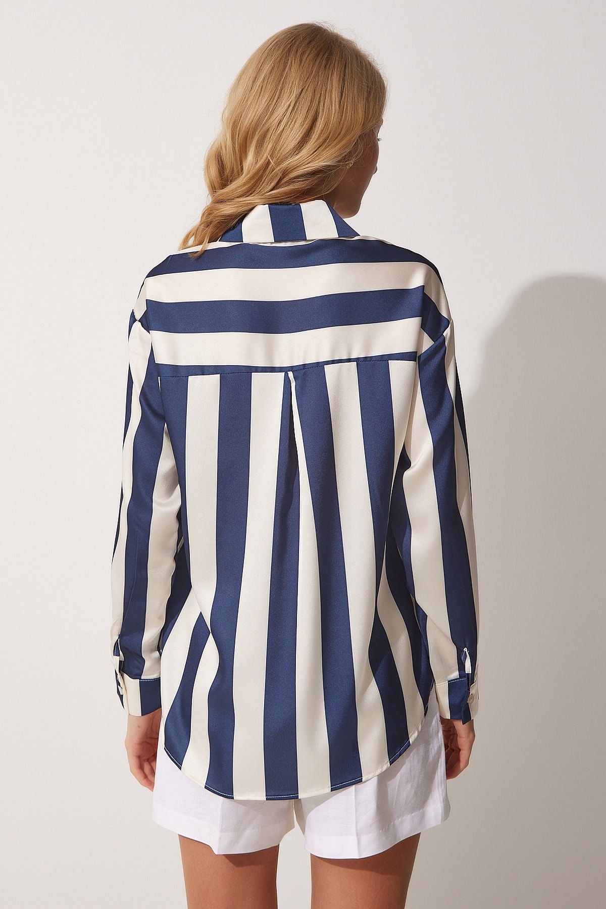 Woman Navy blue cream striped satin shirt DD01206