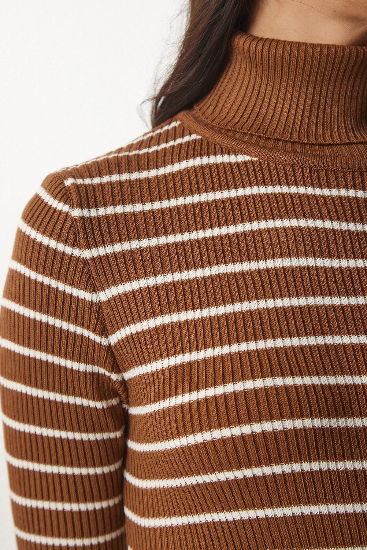 Women's Brown striped fisherman collar knitwear sweater BP00146