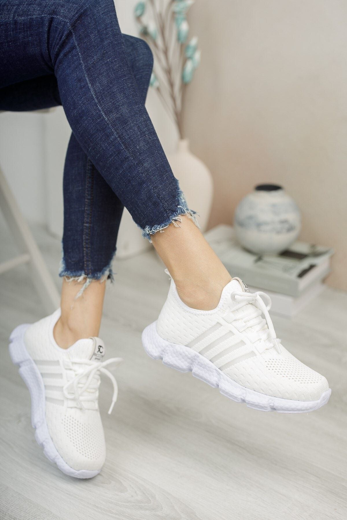 White White Unisex Sneaker 0012370