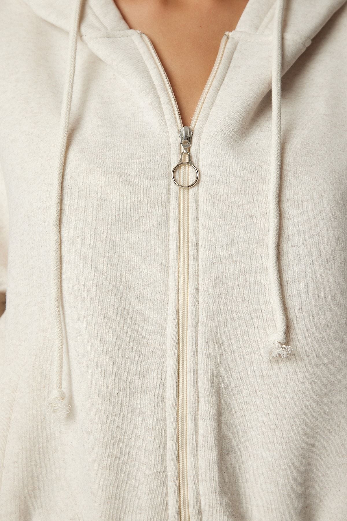 Women's Cream Hoped Sweatshirt UB00126