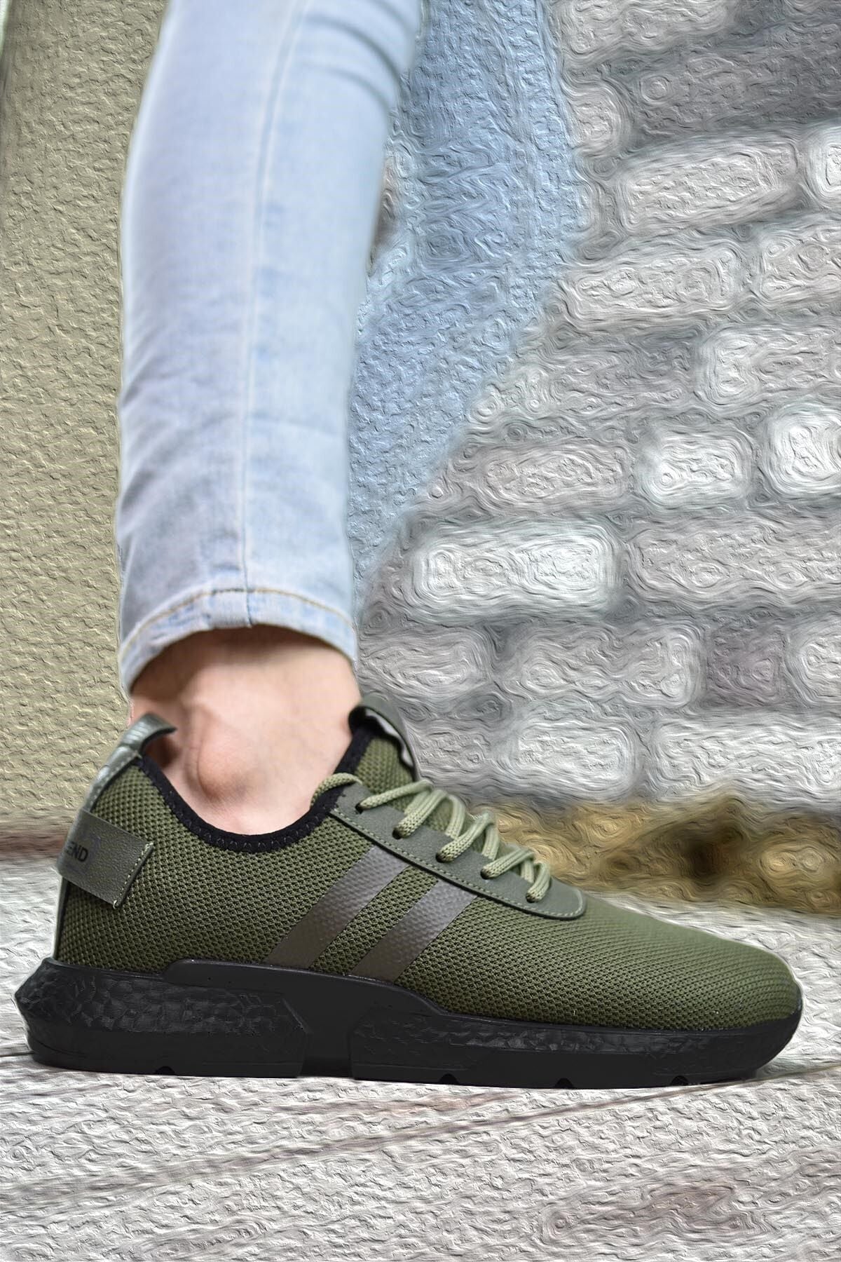 Khaki Black Men Sneaker 00122051