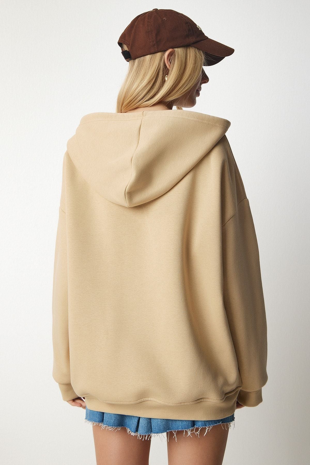 Woman Camel Hooded Zippered Oversize Sweatshirt UB00124