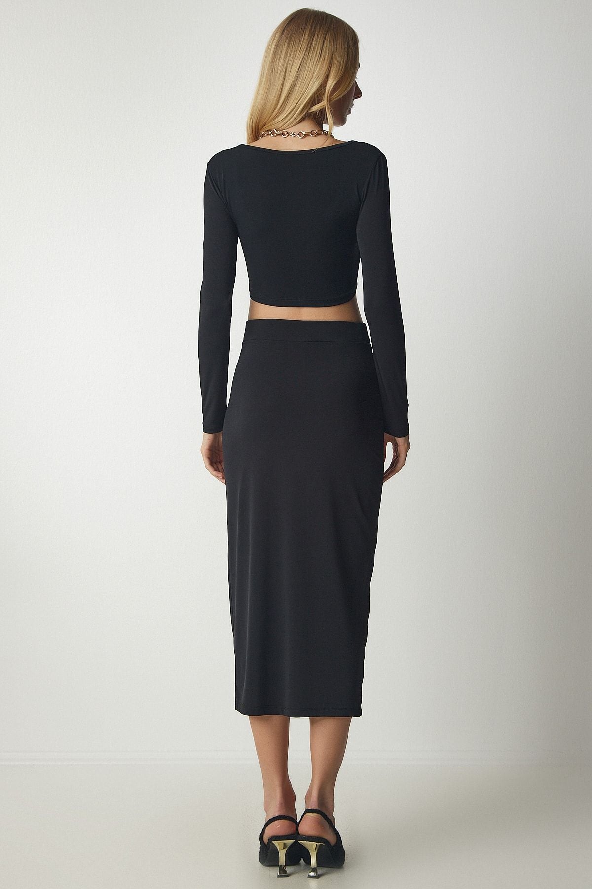 Women's Black Crop Skirt Sandy Knitting Set DZ00103