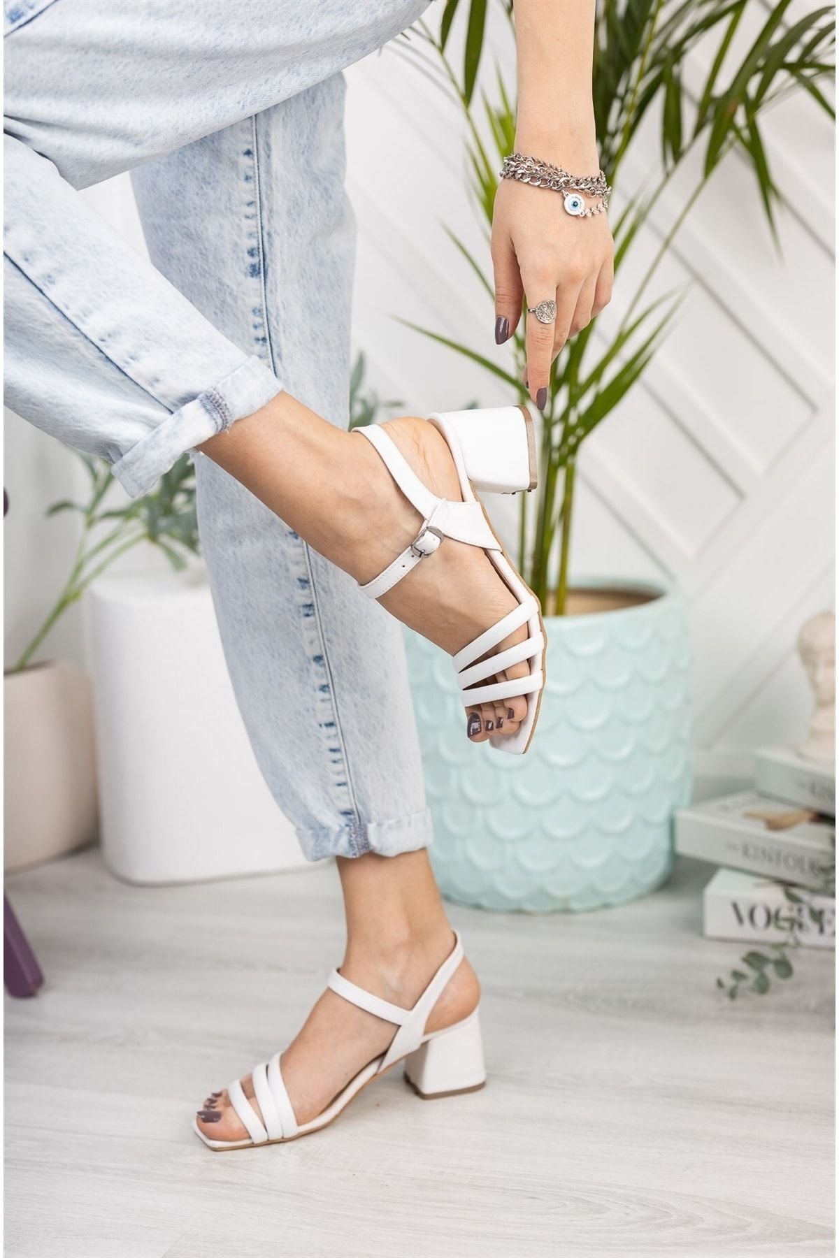 White Woman Heels Sandals 0012355