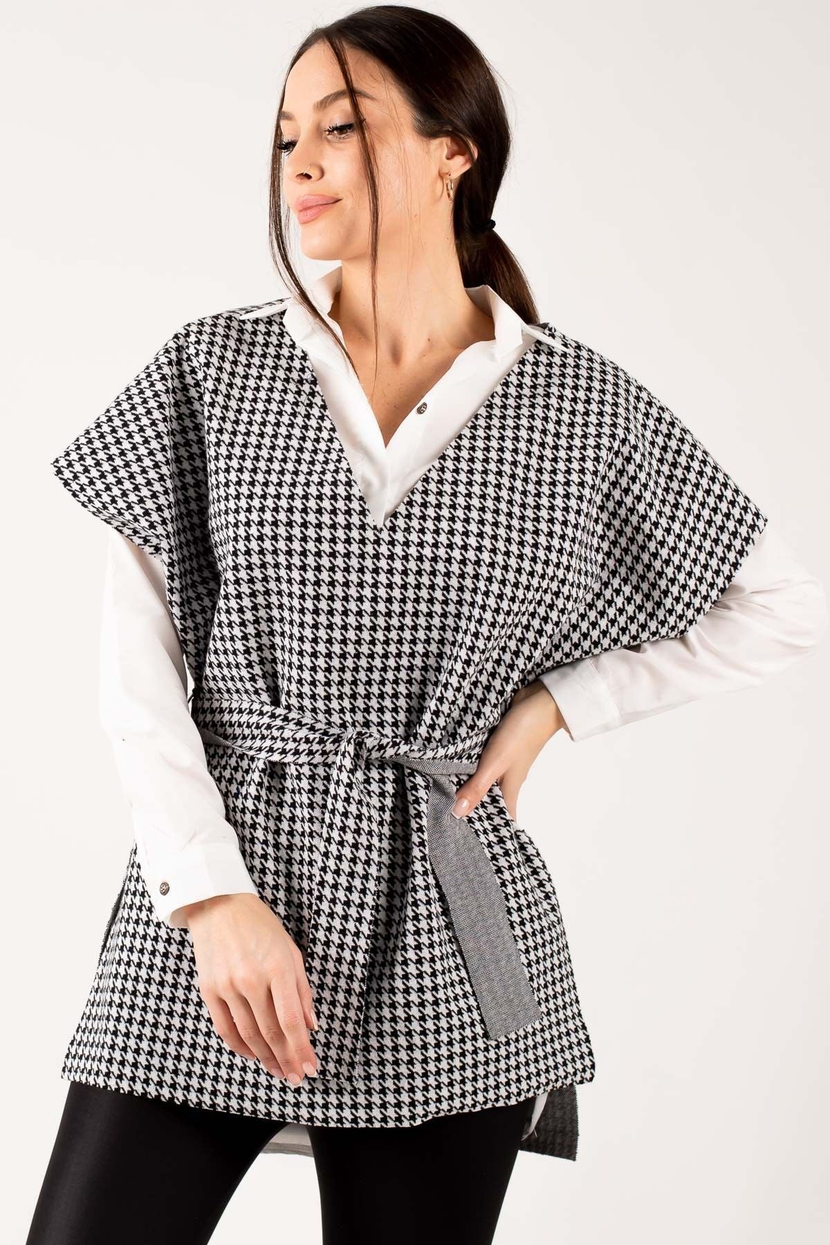 Women's White Small Houndstooth Pattern Tie Waist V-Neck Sweater ARM-21K001070
