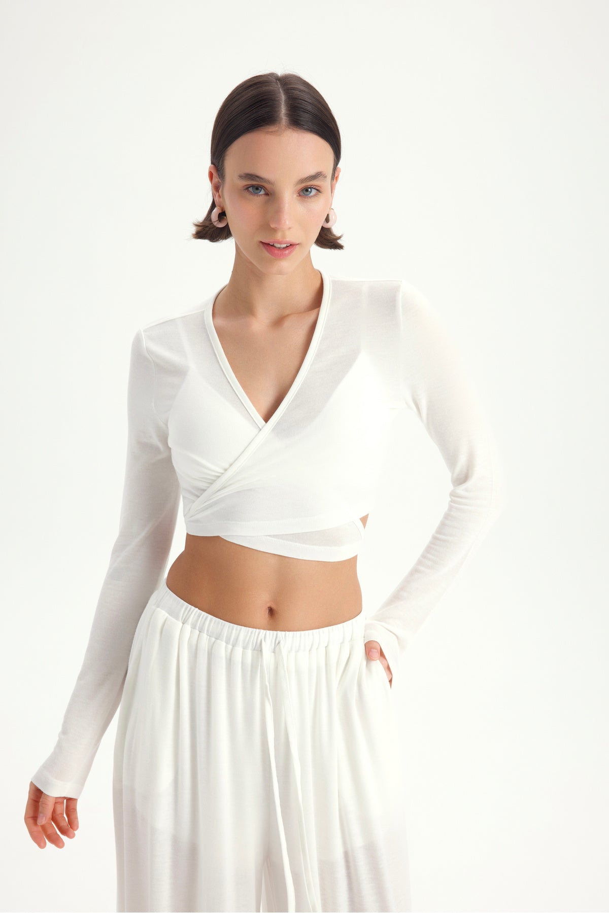 Ecru Crop Shalwar Trousers Set with Vein Tie