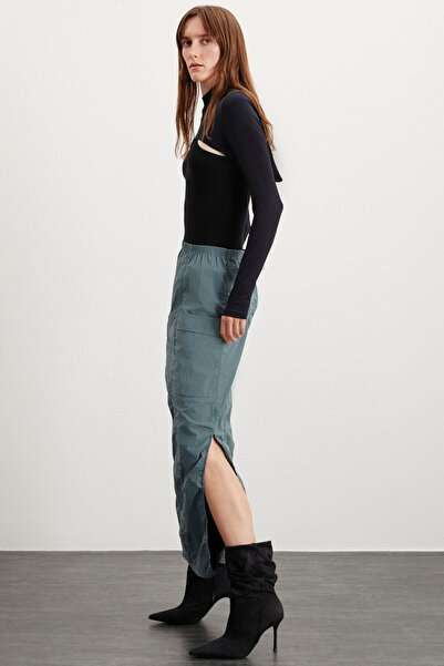 Cherı Women's Elastic Waist Waterproof Parachute Fabric Long Green Skirt