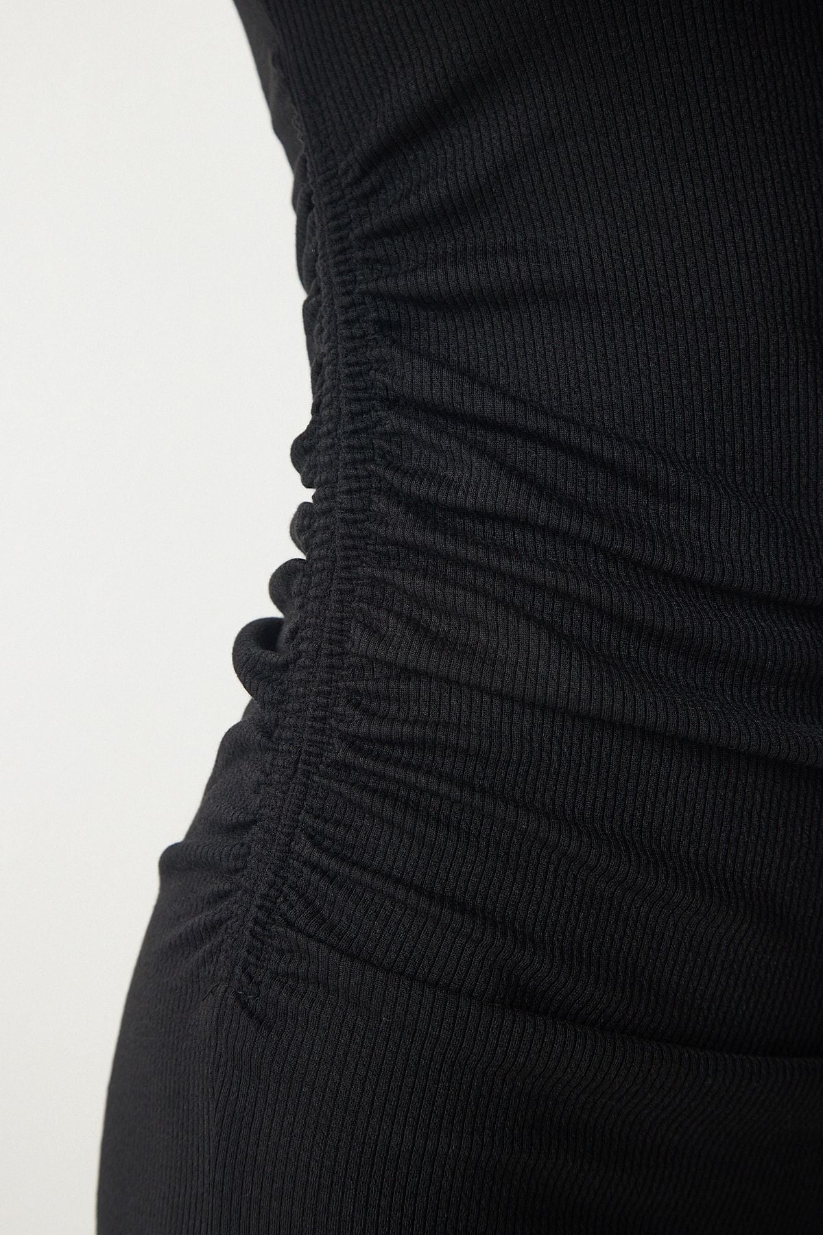 Female black shirring detailed wick knitted dress ub00137