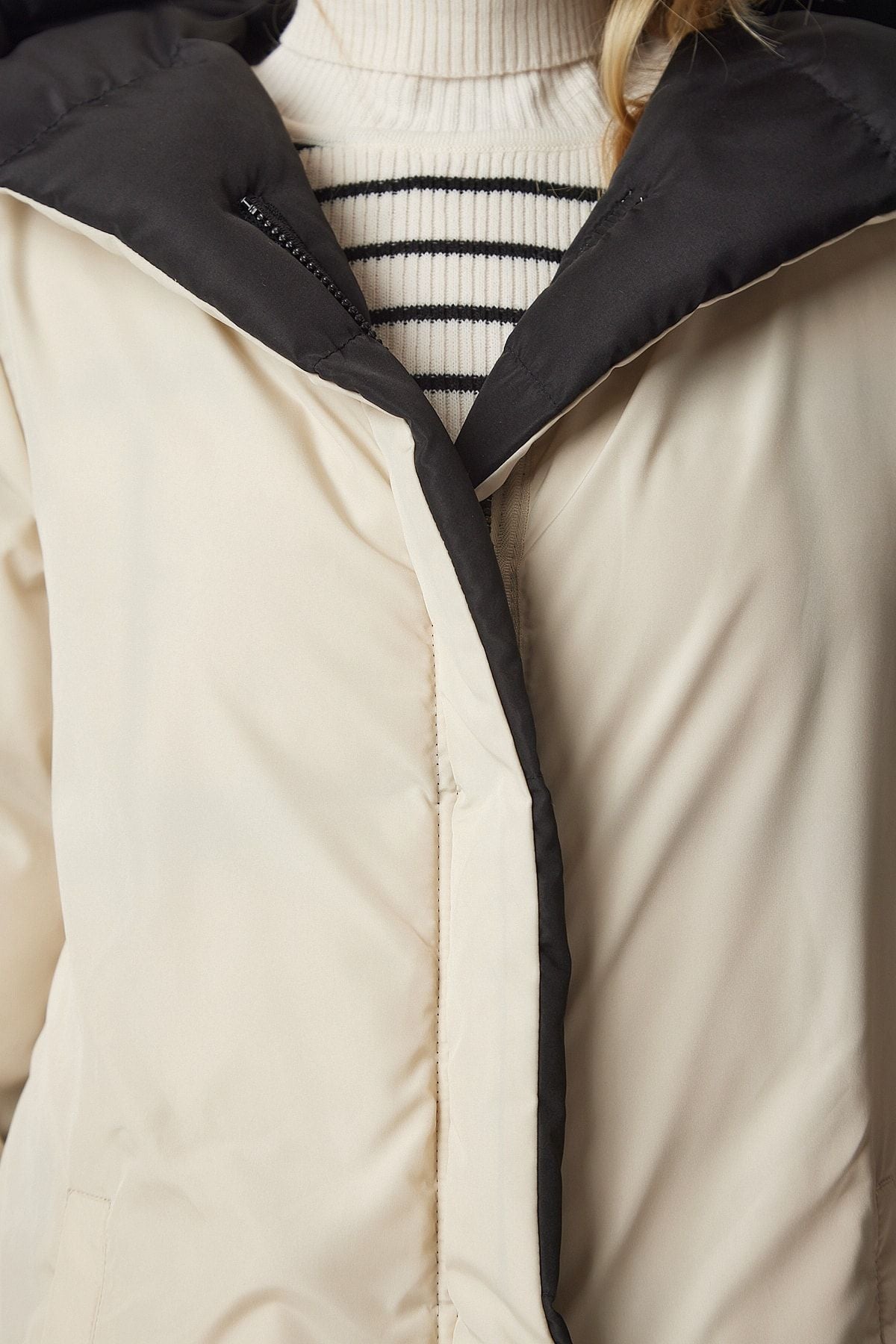 Female Black Cream Hooded Swelling Coat VP00005