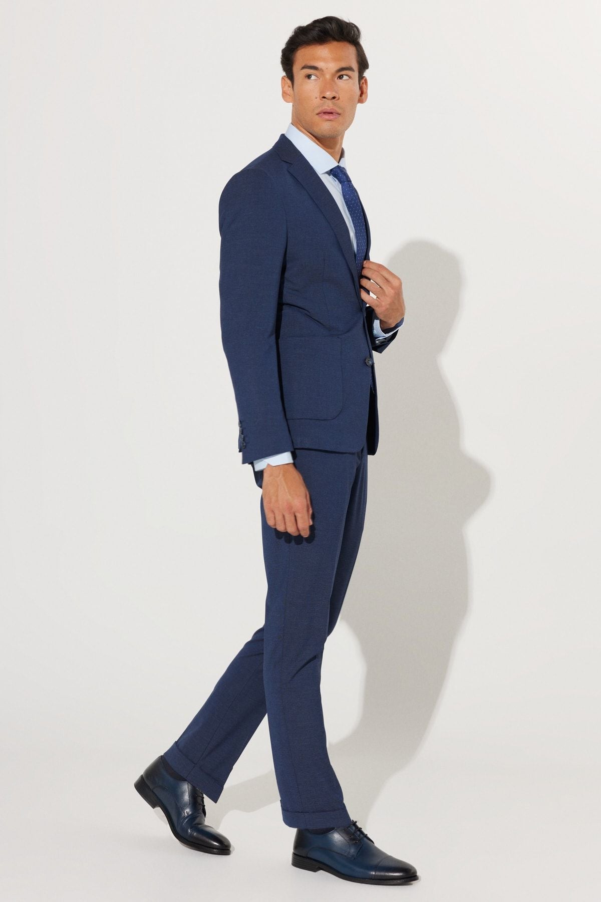 Men's navy blue extra slim fit narrow cutting mono collar pattern suit suits