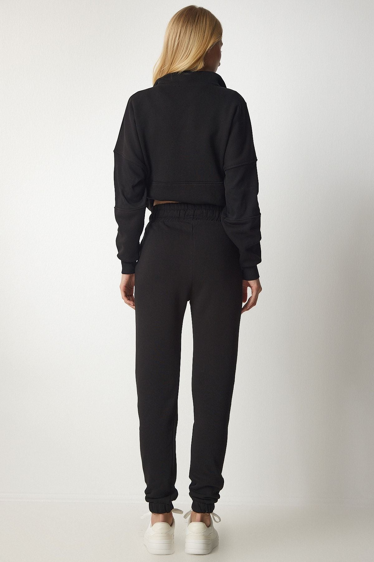 Female Black Zippered Neckline Knitting Tracksuit Set CR00416