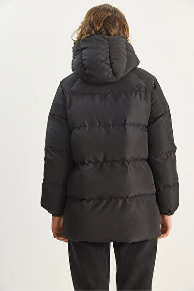 Women's Regular Fit Hooded Zippered Lined Puffer Coat with Pockets 1400 60283685