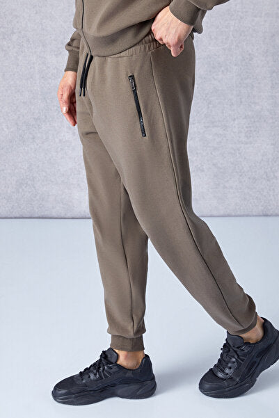 PEPO Men's Relaxed Dark Brown Sweatpants with Elastic Waist Pockets and Zipper Print Detail