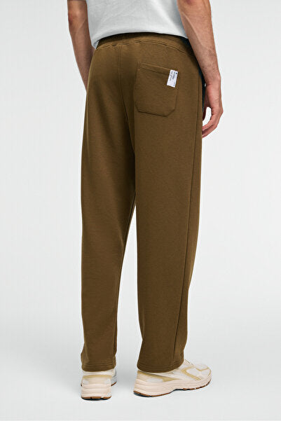 CLARENCE Men's 100% Cotton Drawstring Elastic Waist Back Pocket with Decorative Label Khaki Sweatpants