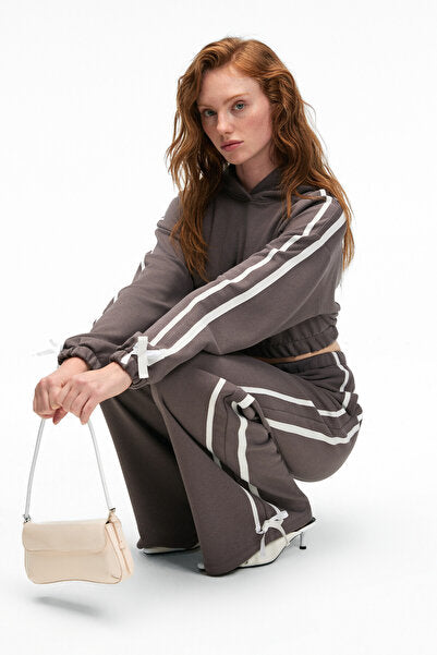 ROSELLE Women's Hooded Side Stripe Ribbon Detail Crop Anthracite Sweatshirt