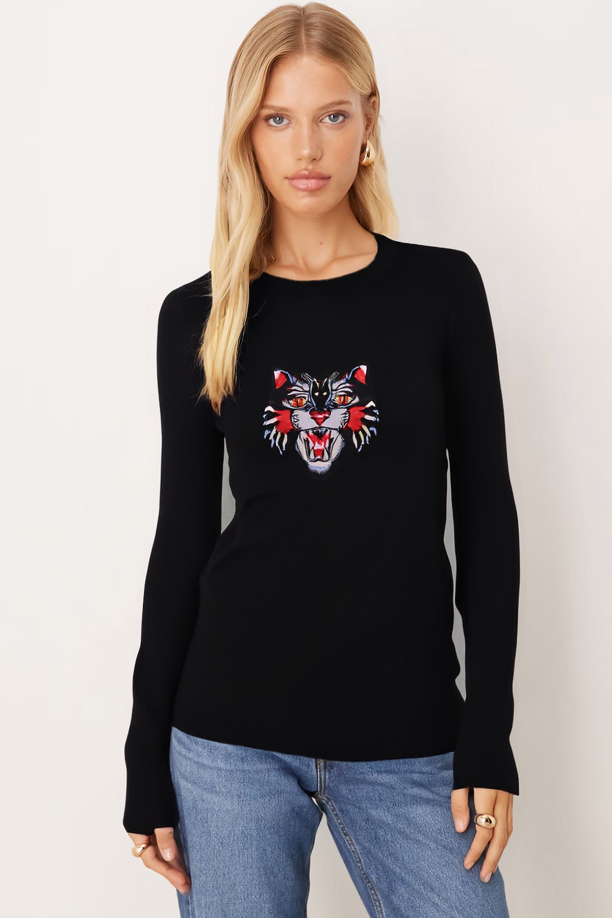 Women's Black Crew Neck Appliqued Sweater ARM-26K136002