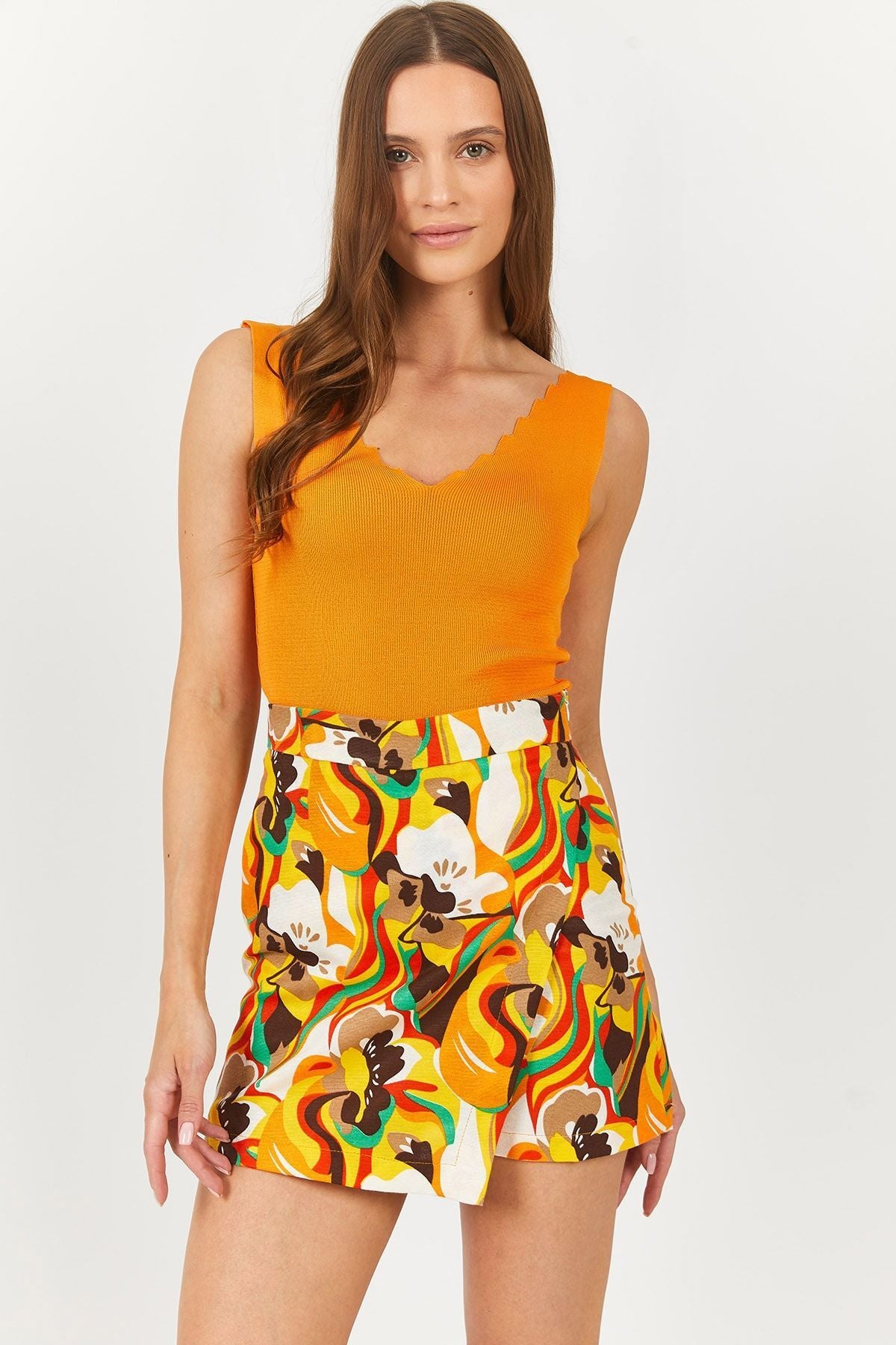 Women's Yellow Patterned Shorts Skirt Arm-23y001077