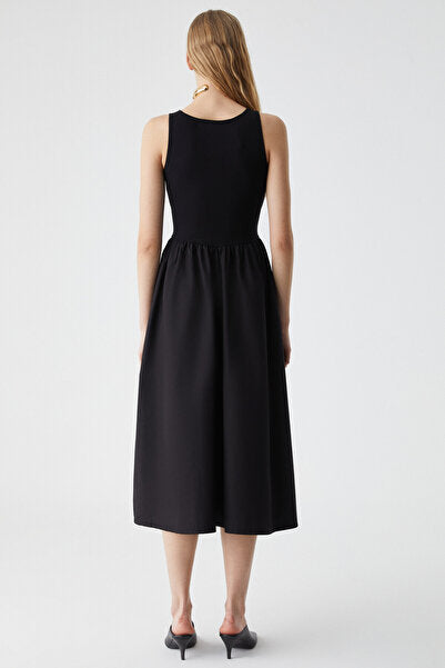 Pani Aire Women's Boat Neck Top, Stretchy Viscose Bottom, Wide Poplin Woven Sleeveless Black Dress