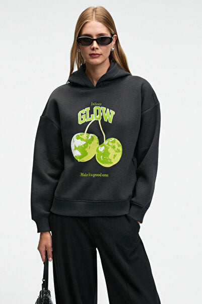 YANMESA Women's Oversize Print and Embroidery Detailed Long Sleeve Hooded Dark Anthracite Sweatshirt