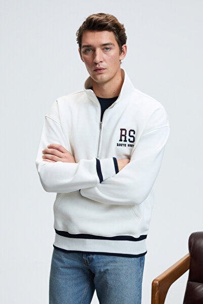 PLATA Men's Half Zipper Skirt with Kangaroo Pocket and Knitwear Detail on the Sleeve Relaxed Fit Ecru Sweatshirt