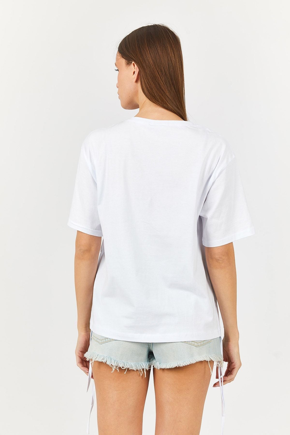 Women's White T-shirt with Vancouver Written on the Front and Gathered Sides Arm-23y024017