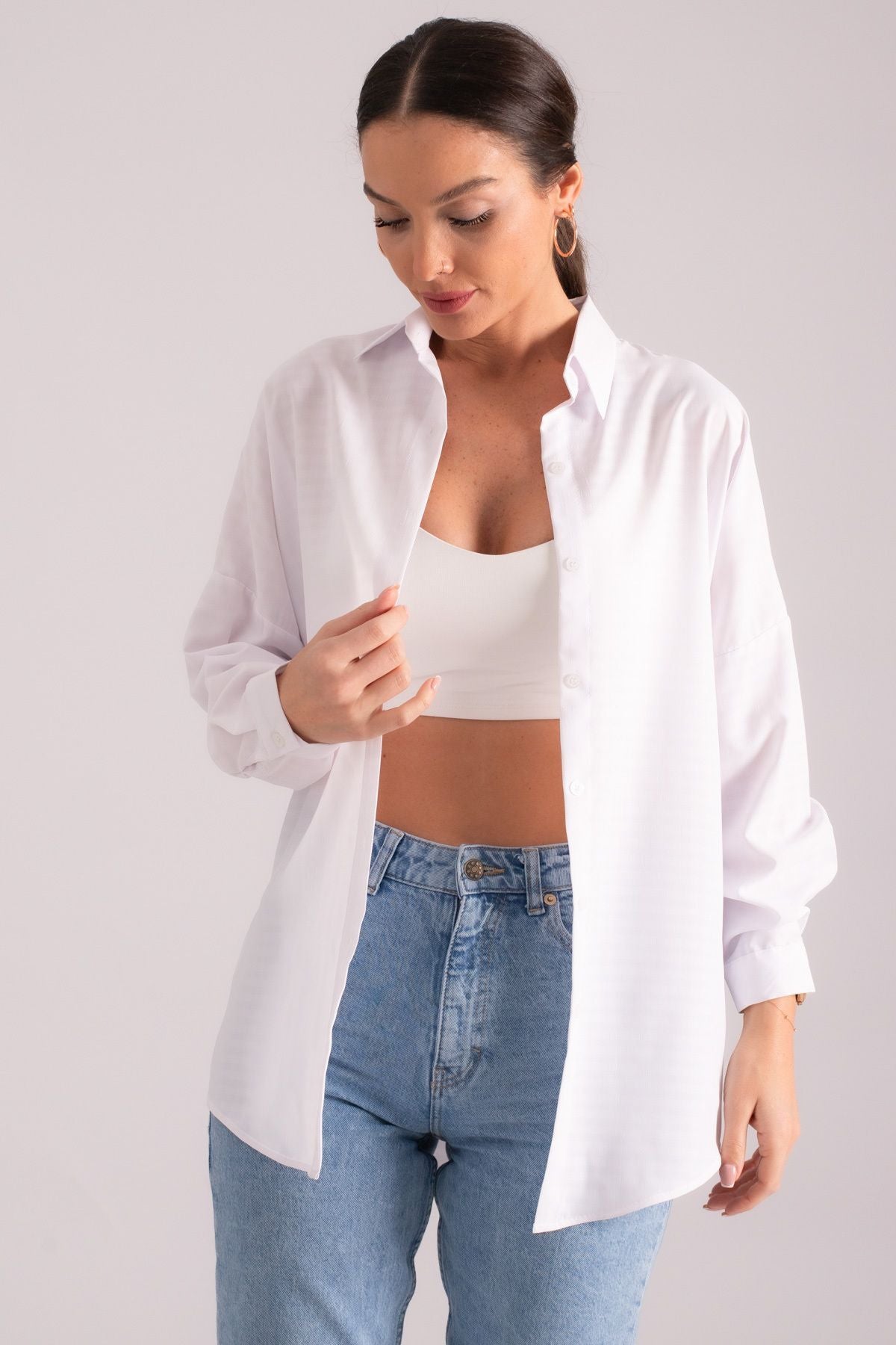 Women's White Square Pattern Oversize Long Basic Shirt ARM-22Y001187