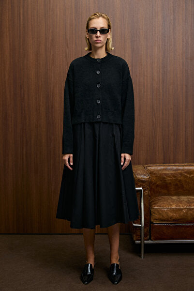 PUREZA Women's Round Collar Long Sleeve Buttoned Soft Textured Regular Fit Knitwear Black Sweater