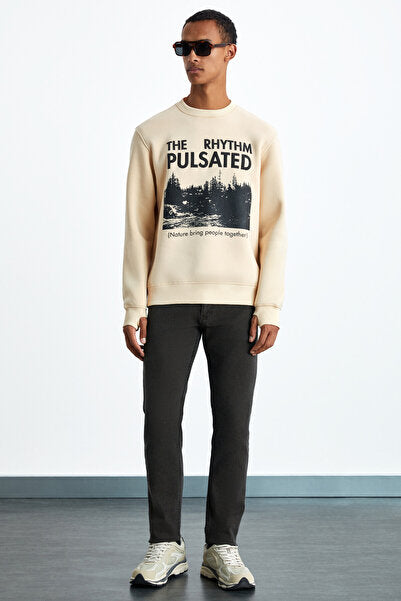 Yanke Men's Front Printed Round Neck Beige Sweatshirt with Finger Crossing Detail