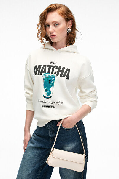 YANMESA Women's Oversize Print and Embroidery Detailed Long Sleeve Hooded White Sweatshirt