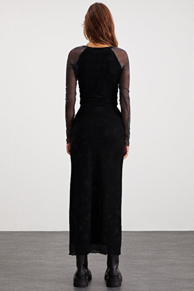 Beulah Women's Maxi Length Slim Fit Elastic Waist Tulle Batik Patterned Black Skirt