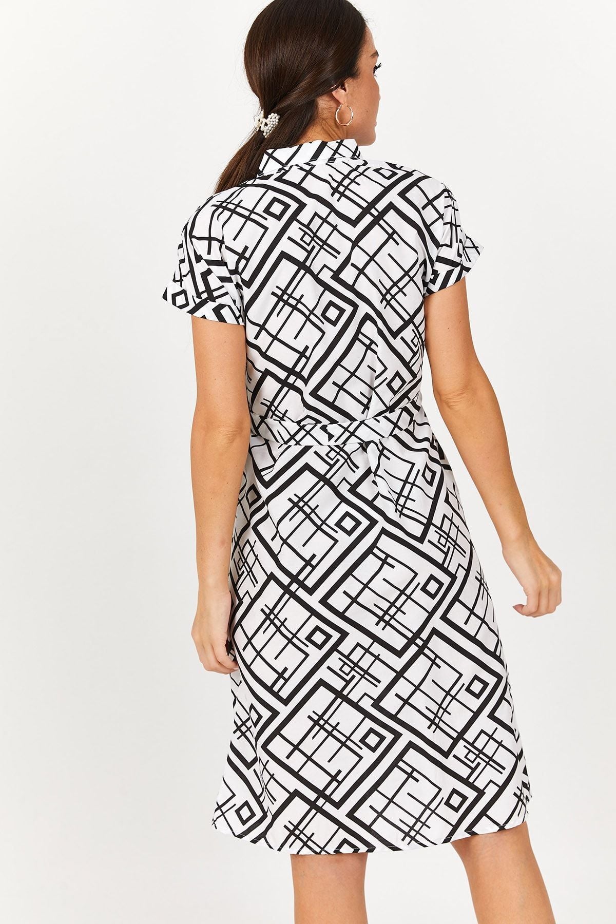 Women's White Square Pattern Tie Waist Belted Short Sleeve Shirt Dress ARM-22Y001084